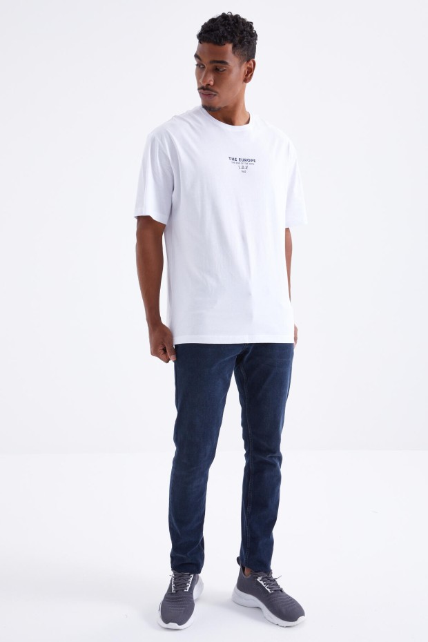 Beyaz Sırt Baskılı O Yaka Erkek Oversize T-shirt - 88091