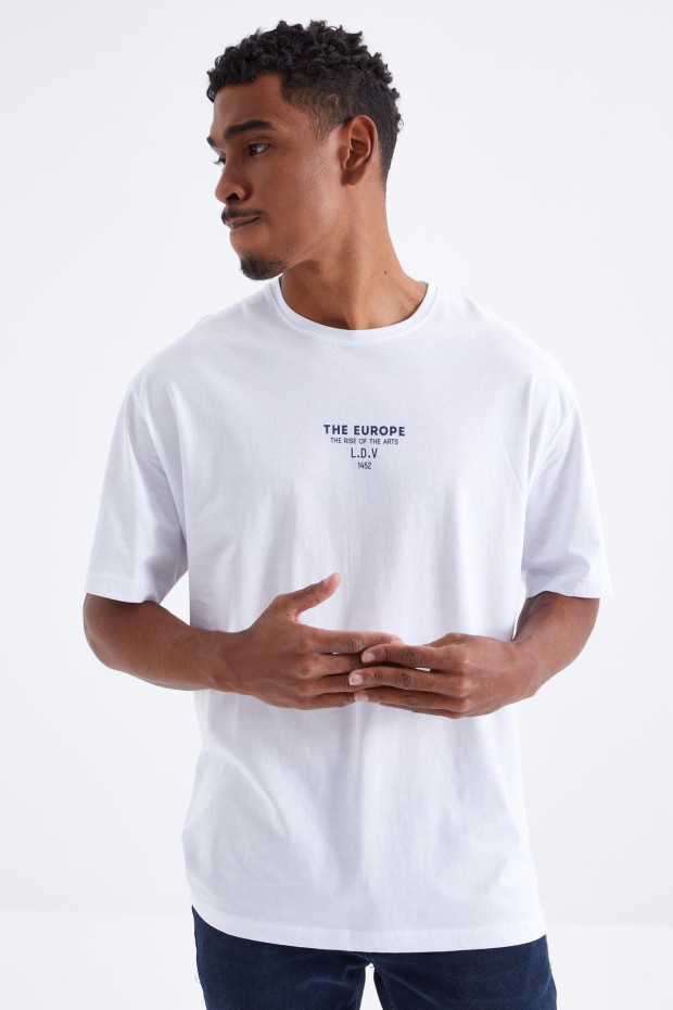 Beyaz Sırt Baskılı O Yaka Erkek Oversize T-shirt - 88091