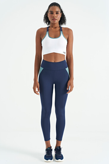 Beyaz Sırt Detaylı Askılı Dar Kalıp Kadın Büstiyer - 97254 - TOMMYLIFE (1)