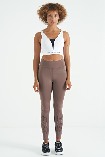 Beyaz Yazı Baskılı Renk Bloklu Dar Kalıp Dalgıç Kumaş Kadın Büstiyer - 97271 - TOMMYLIFE (1)