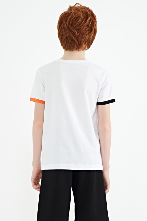 Beyaz Yazı Baskılı Standart Kalıp O Yaka Erkek Çocuk T-Shirt - 11105