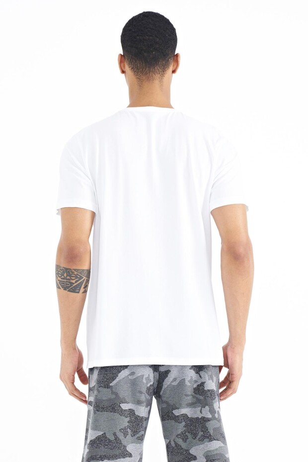Beyaz Yazı Desen Baskılı Standart Kalıp O Yaka Erkek T-Shirt - 88172