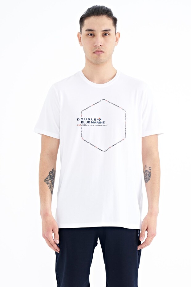 Beyaz Yazı Geometri Basklı Standart Kalıp Erkek T-shirt - 88198