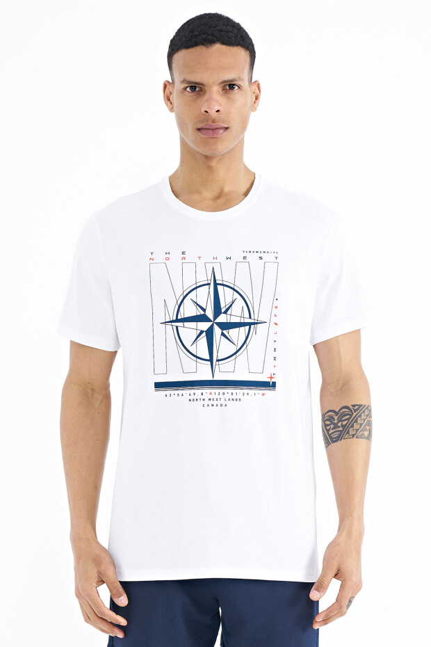 Beyaz Yazı ve Pusula Baskılı Standart Kalıp O Yaka Erkek T-Shirt - 88173