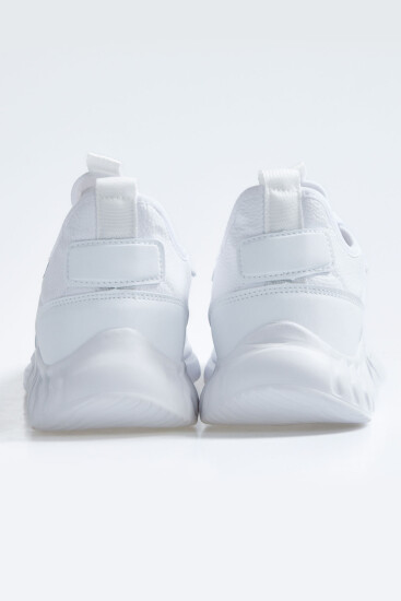 Beyaz Yüksek Taban Bağcıklı Suni Deri Erkek Spor Ayakkabı - 89115 - Thumbnail