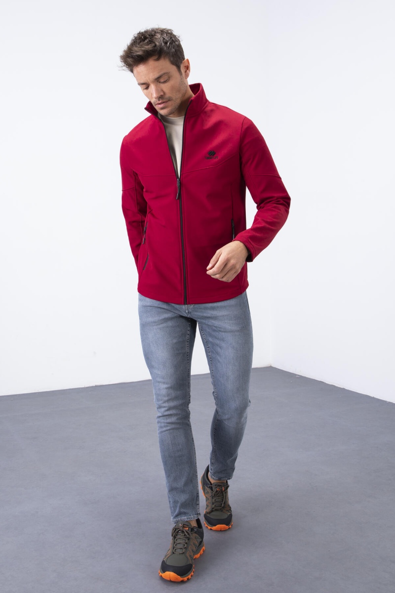 Bordo Fermuarlı Dik Yaka Su ve Rüzgar Geçirmez Softshell Erkek Mont - 88050