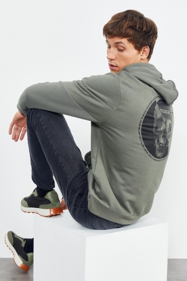 Çağla Kuru Kafa Sırt Baskılı Kapüşonlu Rahat Form Erkek Sweatshirt - 88008 