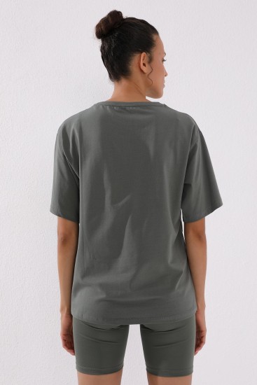 Çağla Deforme Yazı Baskılı O Yaka Oversize Kadın T-Shirt - 97139 - Thumbnail