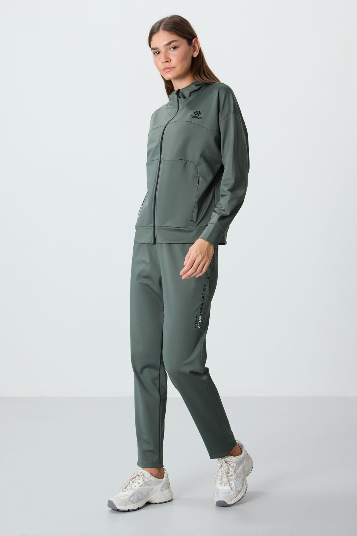 Çağla Kapüşonlu Gizli Cep Detaylı Standart Kalıp Kadın Eşofman Takımı - 95306 - TOMMYLIFE