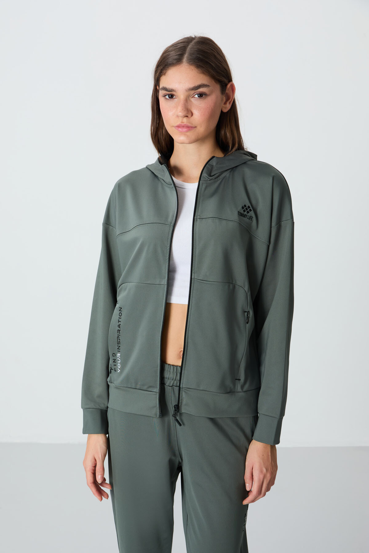 Çağla Kapüşonlu Gizli Cep Detaylı Standart Kalıp Kadın Eşofman Takımı - 95306 - TOMMYLIFE (1)