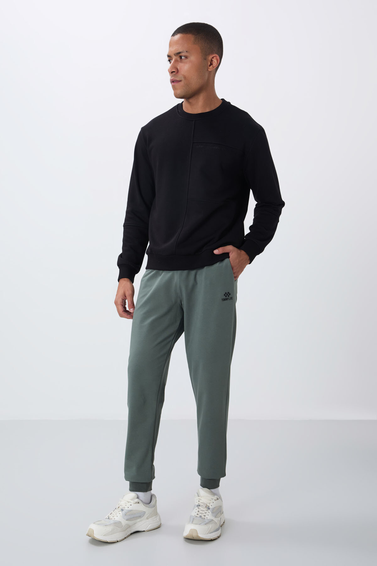 Çağla Klasik Cepli Standart Kalıp Manşetli Erkek Eşofman Alt - 84652 - TOMMYLIFE