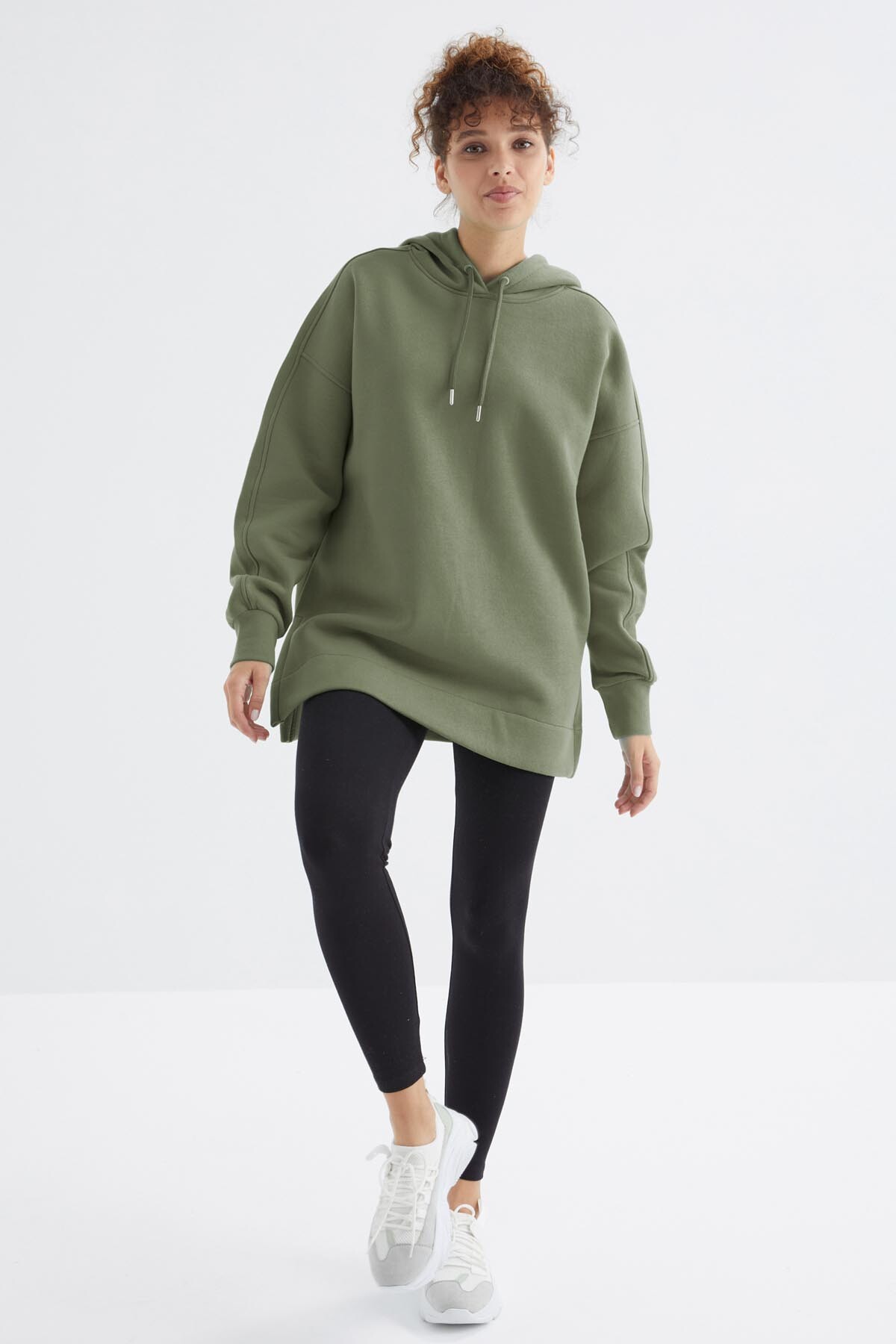 Çağla Reglan Kol Basic Kapüşonlu Oversize Sweatshirt Tunik - 97242 - TOMMYLIFE (1)