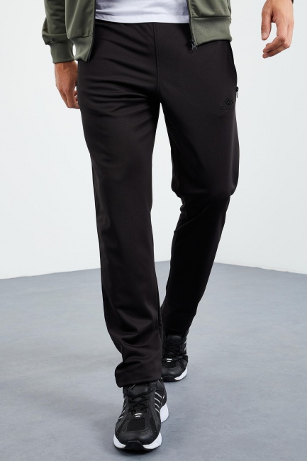 Çağla - Siyah Dik Yaka Fermuarlı Standart Kalıp Klasik Paça Erkek Eşofman Takımı - 85162 - TOMMYLIFE (1)