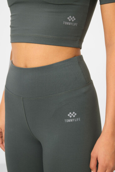 Çağla Yüksek Bel Kapri-Crop T-Shirt Slim Fit Kadın Tayt Takım - 95285 - TOMMYLIFE (1)