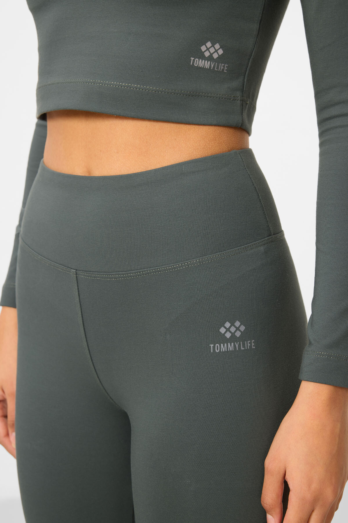 Çağla Yüksek Bel Uzun Kollu Slim Fit Crop Top Kadın Tayt Takım - 95286 - TOMMYLIFE (1)