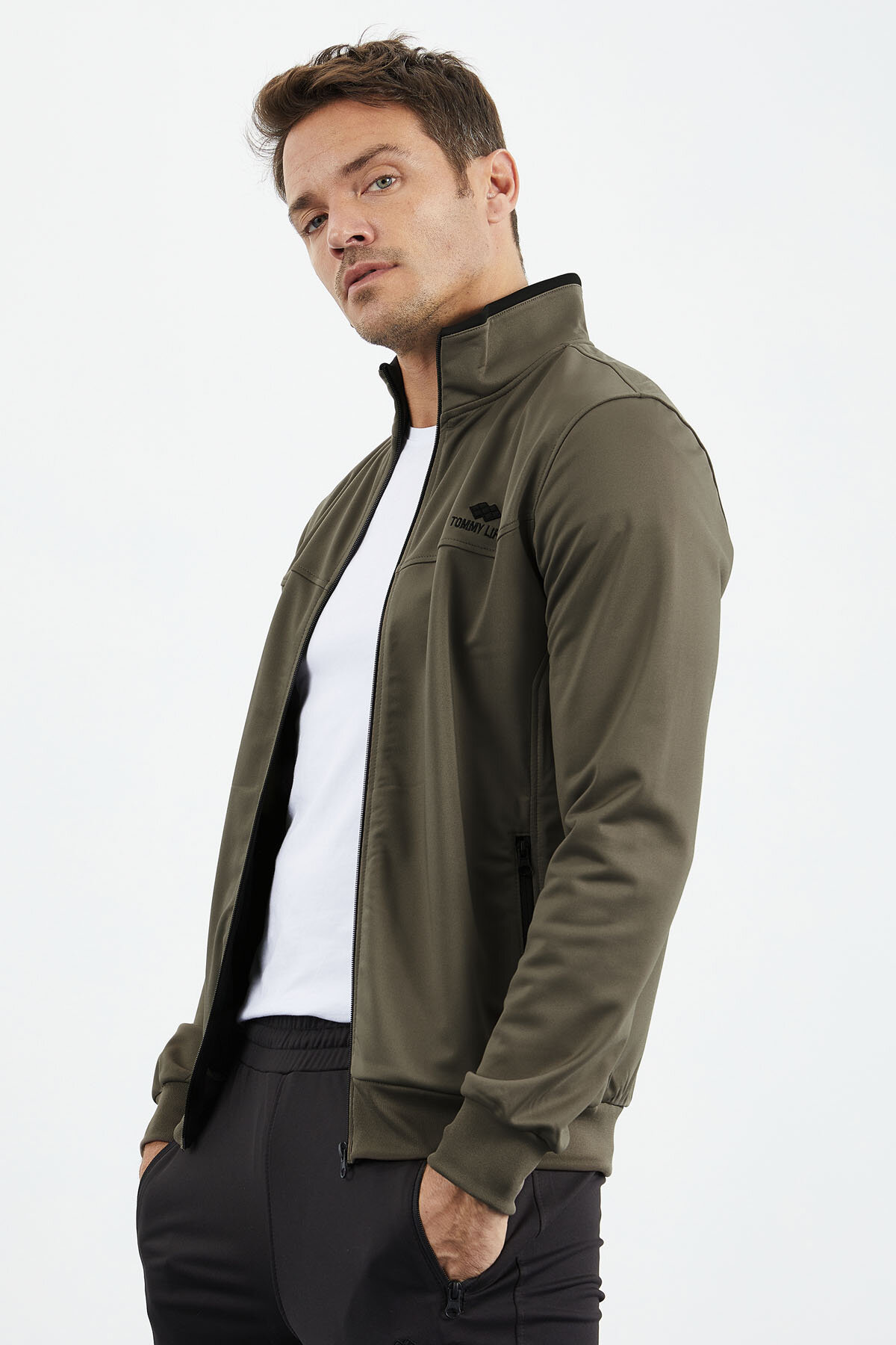 Camel - Siyah Dik Yaka Fermuarlı Standart Kalıp Klasik Paça Erkek Eşofman Takımı - 85162 - TOMMYLIFE (1)