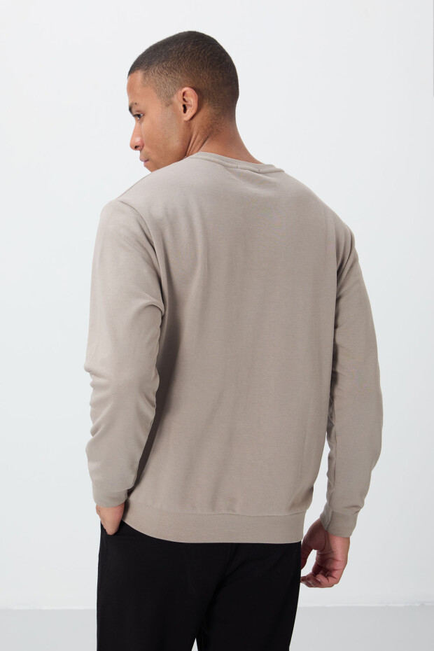 Camel Yazı Nakışlı O Yaka Rahat Form İçi Polarlı Erkek Sweatshirt - 88020