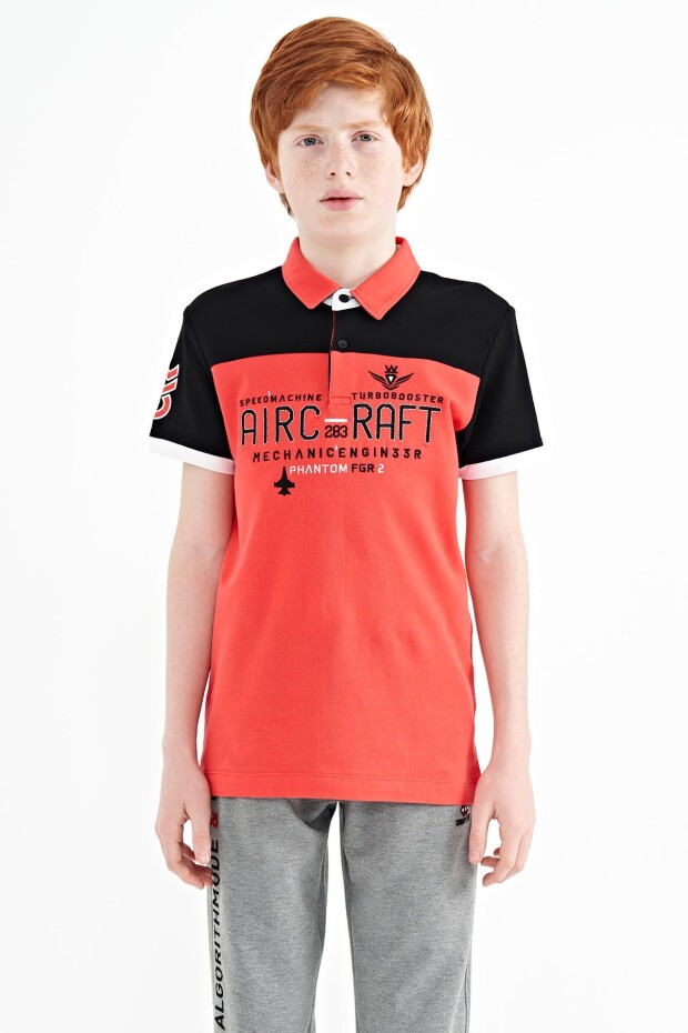 Coral Renk Bloklu Yazı Nakışlı Standart Kalıp Polo Yaka Erkek Çocuk T-Shirt - 11087