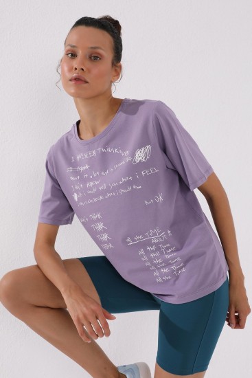 Eflatun El Yazısı Baskılı O Yaka Kadın Oversize T-Shirt - 97137 - Thumbnail