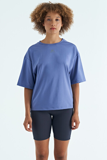 Eflatun O Yaka Baskı Detaylı Oversize Kısa Kol Kadın T-Shirt - 97263 - TOMMYLIFE (1)