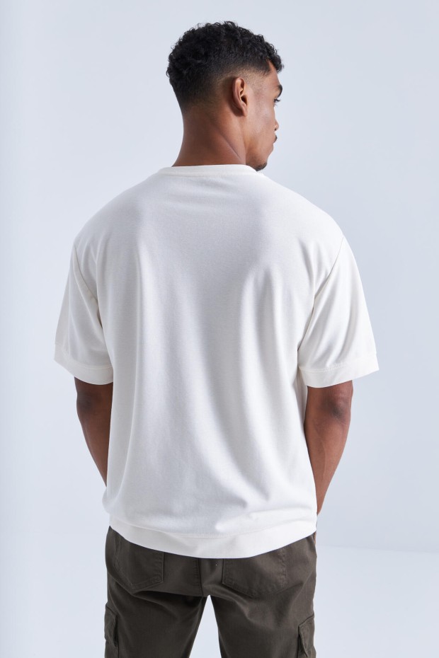 Ekru Baskılı Yazı Nakışlı O Yaka Erkek Oversize T-Shirt - 88105