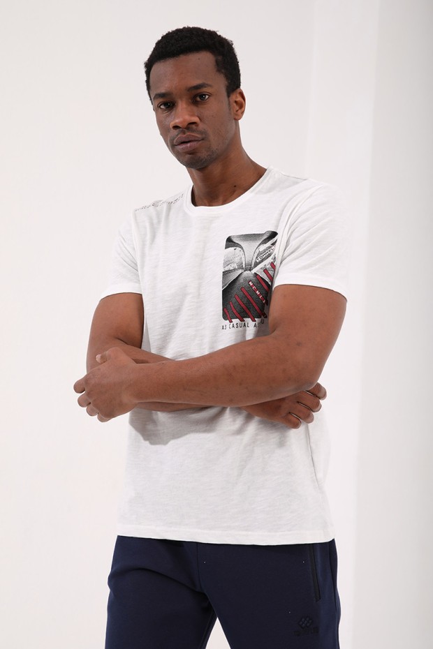 Ekru Göğüs Baskılı Koordinat Detaylı Standart Kalıp O Yaka Erkek T-Shirt - 87894