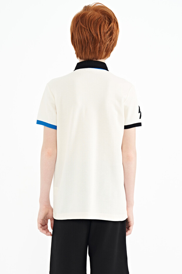 Ekru Kol Ucu Renkli Logo Nakışlı Standart Kalıp Polo Yaka Erkek Çocuk T-Shirt - 11138