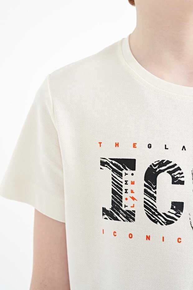 Ekru Ön Yazı Nakışlı O Yaka Standart Kalıp Erkek Çocuk T-Shirt - 11118 - 9