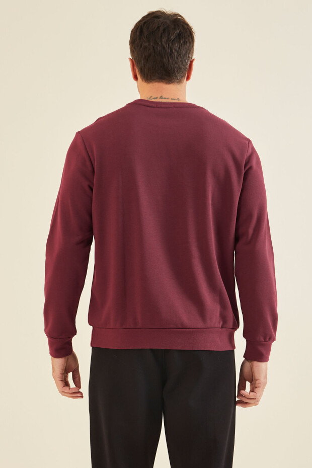 Erguvan Yazı Nakışlı O Yaka Rahat Form Erkek Sweatshirt - 88020