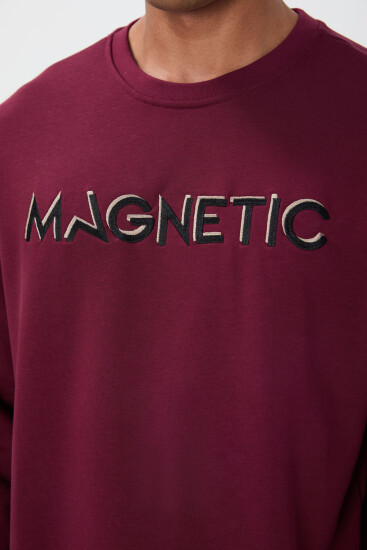 Erguvan Yazı Nakışlı O Yaka Rahat Form İçi Polarlı Erkek Sweatshirt - 88020 - TOMMYLIFE (1)