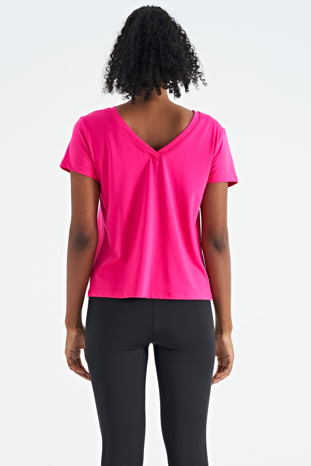Fuşya Ön Baskılı Sırtı V Dekolteli Standart Kalıp Kısa Kollu Kadın Spor T-Shirt - 97264