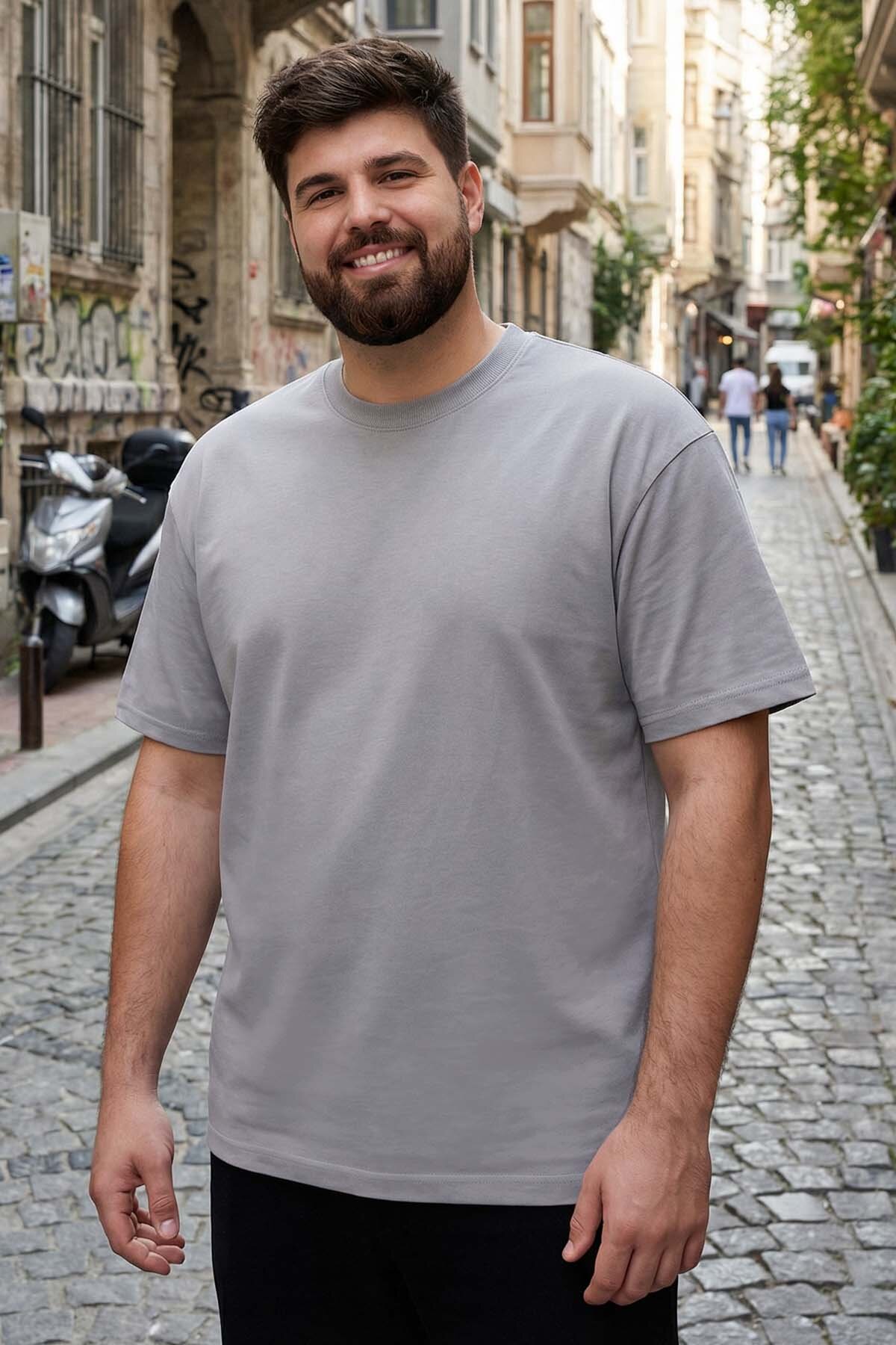 Gri Basic Kısa Kol O Yaka Büyük Beden Erkek T-Shirt - 88072 - TOMMYLIFE