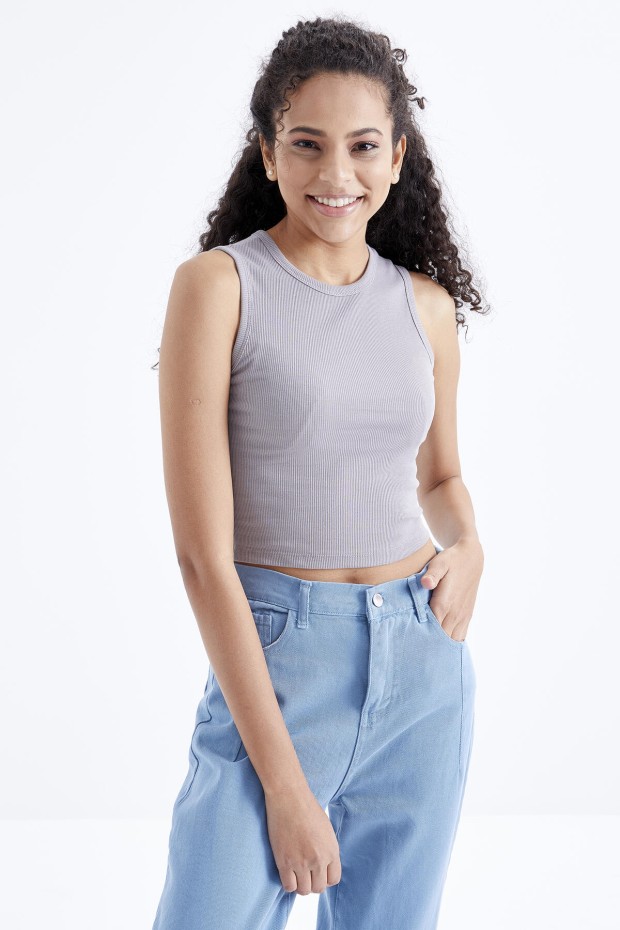 Gri Basic Kolsuz O Yaka Kadın Crop Top Atlet - 97204