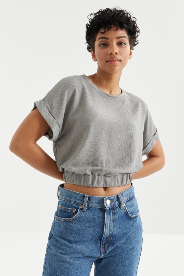 Gri Basic O Yaka Beli Lastikli Bürümcük Kumaş Kadın Crop Top T-Shirt - 97227