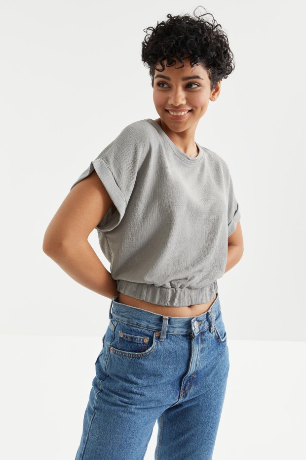 Gri Basic O Yaka Beli Lastikli Bürümcük Kumaş Kadın Crop Top T-Shirt - 97227