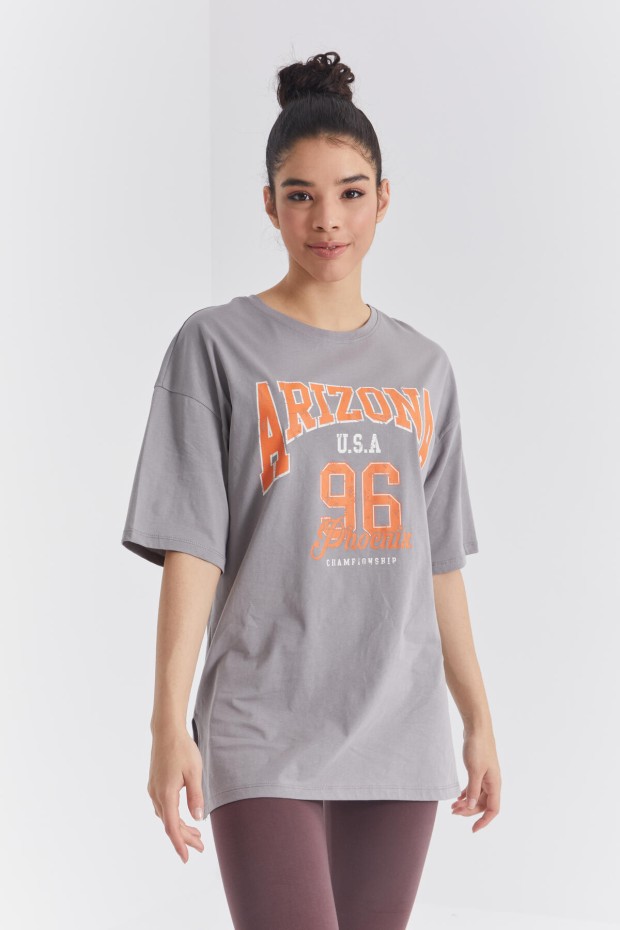 Gri Büyük Yazı Baskılı O Yaka Oversize Düşük Omuz Kadın T-Shirt - 97218