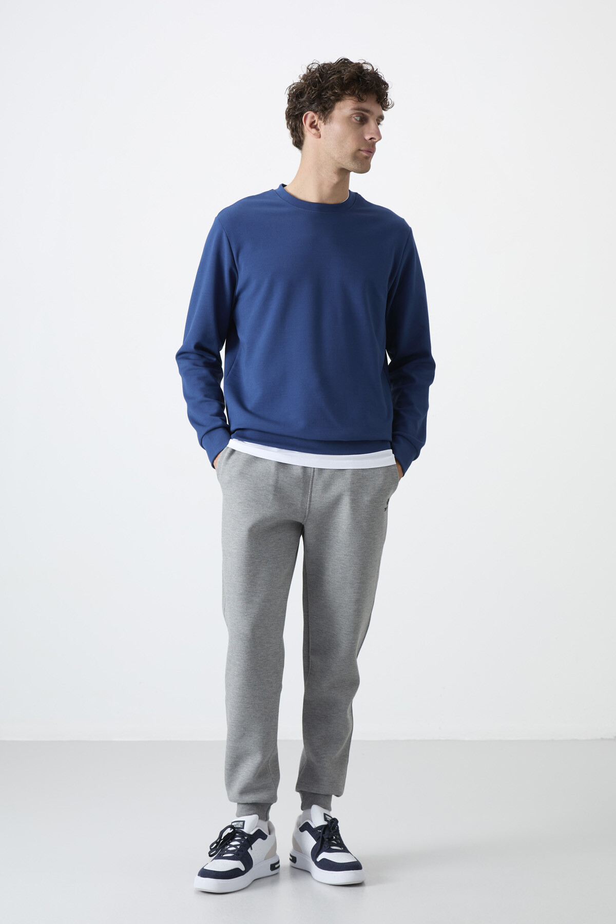 Gri Melanj Bağcıklı Dar Paça Erkek Eşofman Alt - 84999 - TOMMYLIFE (1)