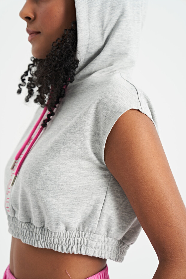 Gri Melanj Kapüşonlu Baskılı Standart Kalıp Kadın Sweat Top T-Shirt - 02119