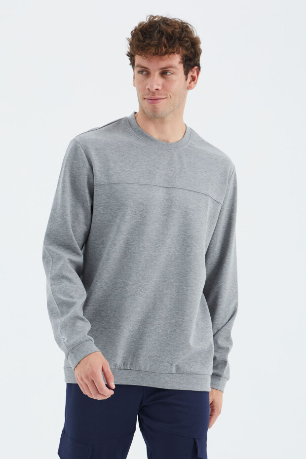 Gri Melanj O Yaka Ön Dikiş Detaylı Basic Rahat Kalıp Erkek Sweatshirt - 88270