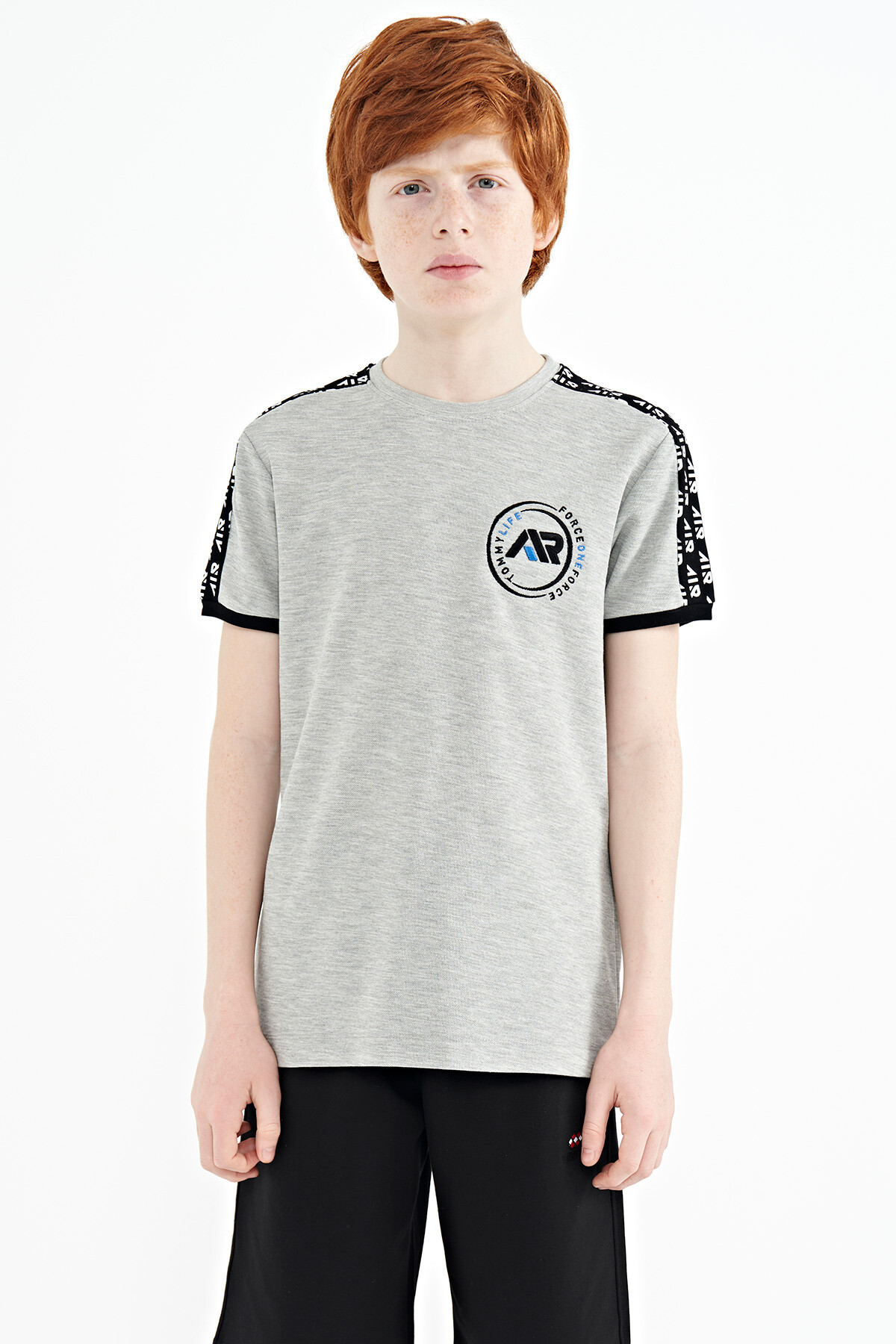 Gri Melanj Omuz Baskı Detaylı Standart Kalıp O Yaka Erkek Çocuk T-Shirt - 11121 - TOMMYLIFE