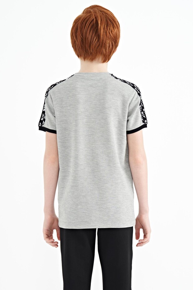 Gri Melanj Omuz Baskı Detaylı Standart Kalıp O Yaka Erkek Çocuk T-Shirt - 11121 - 9
