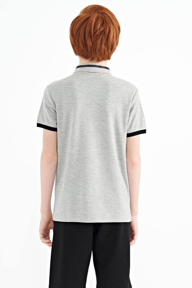 Gri Melanj Yakası Renk Bloklu Baskı Detaylı Standart Kalıp Erkek Çocuk T-Shirt - 11111