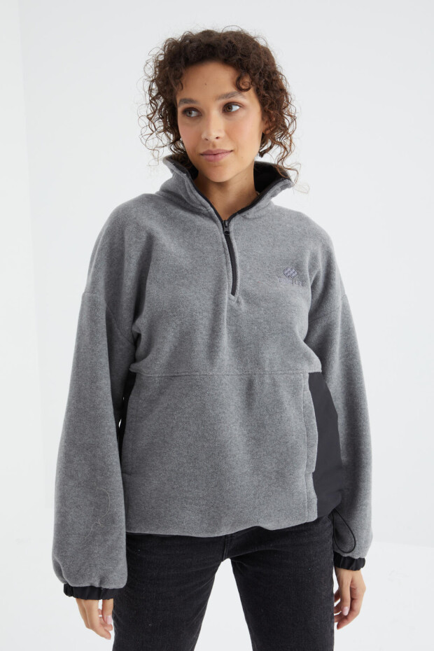 Gri Melanj Yarım Fermuar Etek Ucu Büzgülü Dik Yaka Oversize Kadın Polar Sweatshirt - 97236 - 3