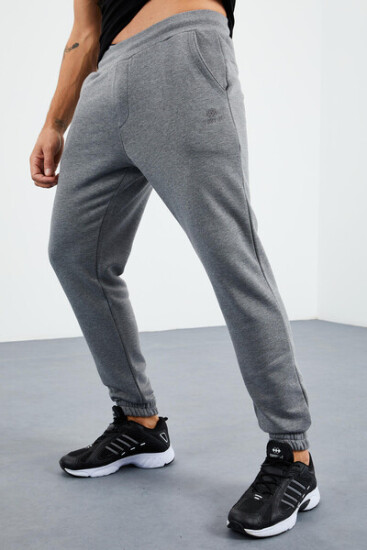 Gri Melanj Yazı Nakışlı Lastikli Jogger Rahat Form Erkek Eşofman alt - 84855 - Thumbnail