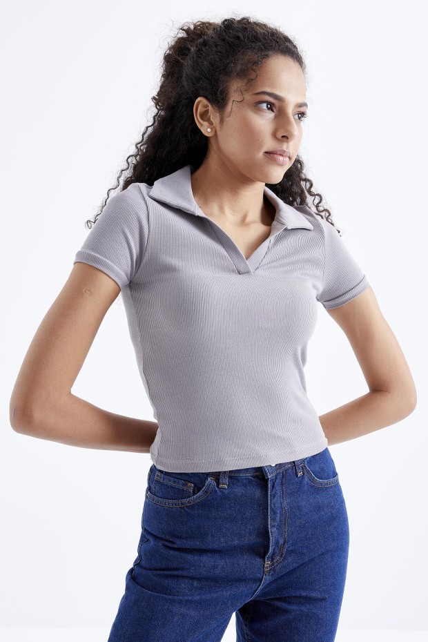 Gri Polo Yaka Basic Kısa Kollu Kadın Crop Top T-Shirt - 97208