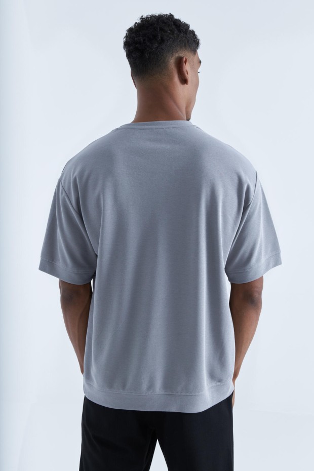 Gri Yazı Nakışlı O Yaka Erkek Oversize T-Shirt - 88102