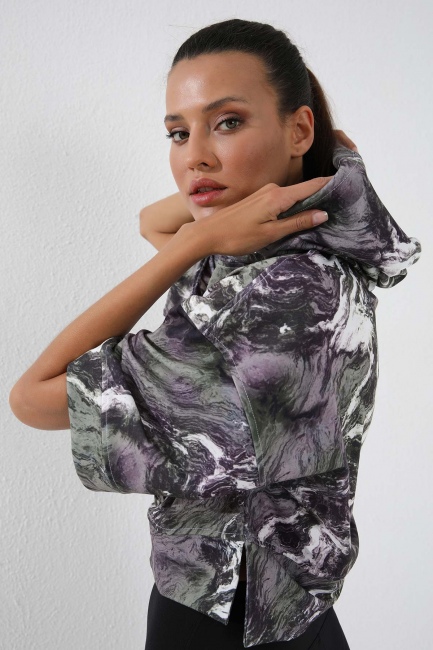 Gül Kurusu Batik Desenli Truvakar Kol Kapüşonlu Kadın Oversize Crop Top Sweatshirt - 97141 - Thumbnail