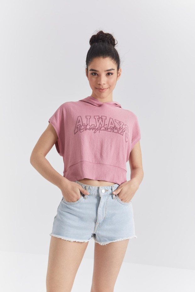 Gül Kurusu Yazı Baskılı Kapüşonlu Oversize Bürümcük Kumaş Kadın Crop Top T-Shirt - 97229