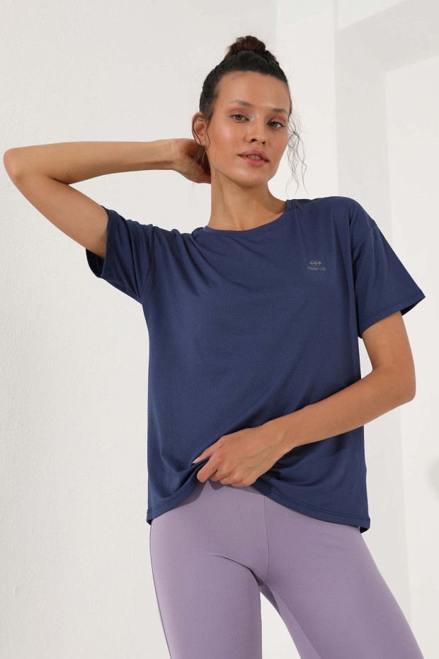 İndigo Arkası Uzun Kısa Kol Standart Kalıp O Yaka Kadın T-Shirt - 97152