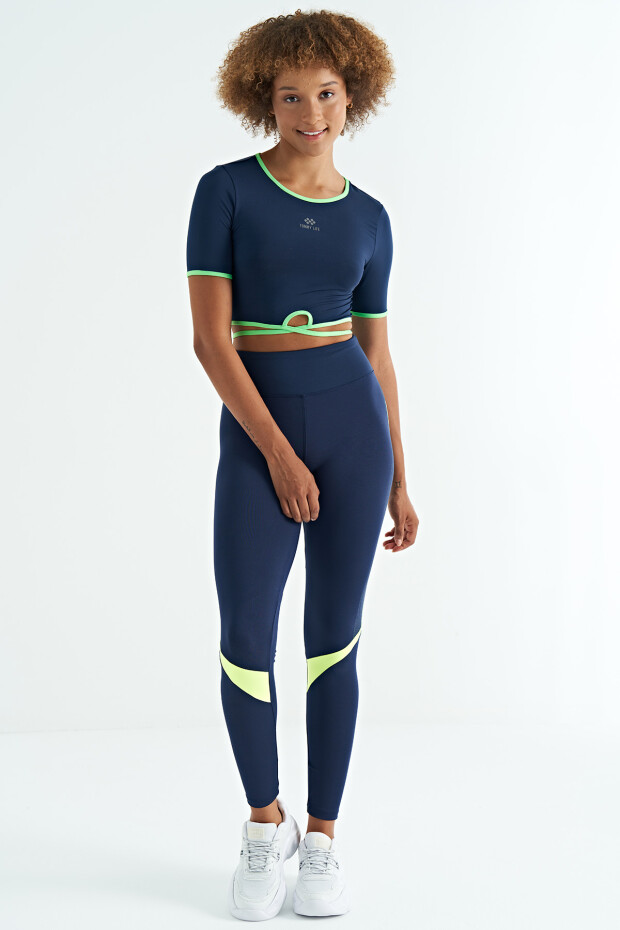 İndigo Bel Bağlama Detaylı O Yaka Standart Kalıp Dalgıç Kumaş Kadın Crop T-Shirt - 97266 - 1